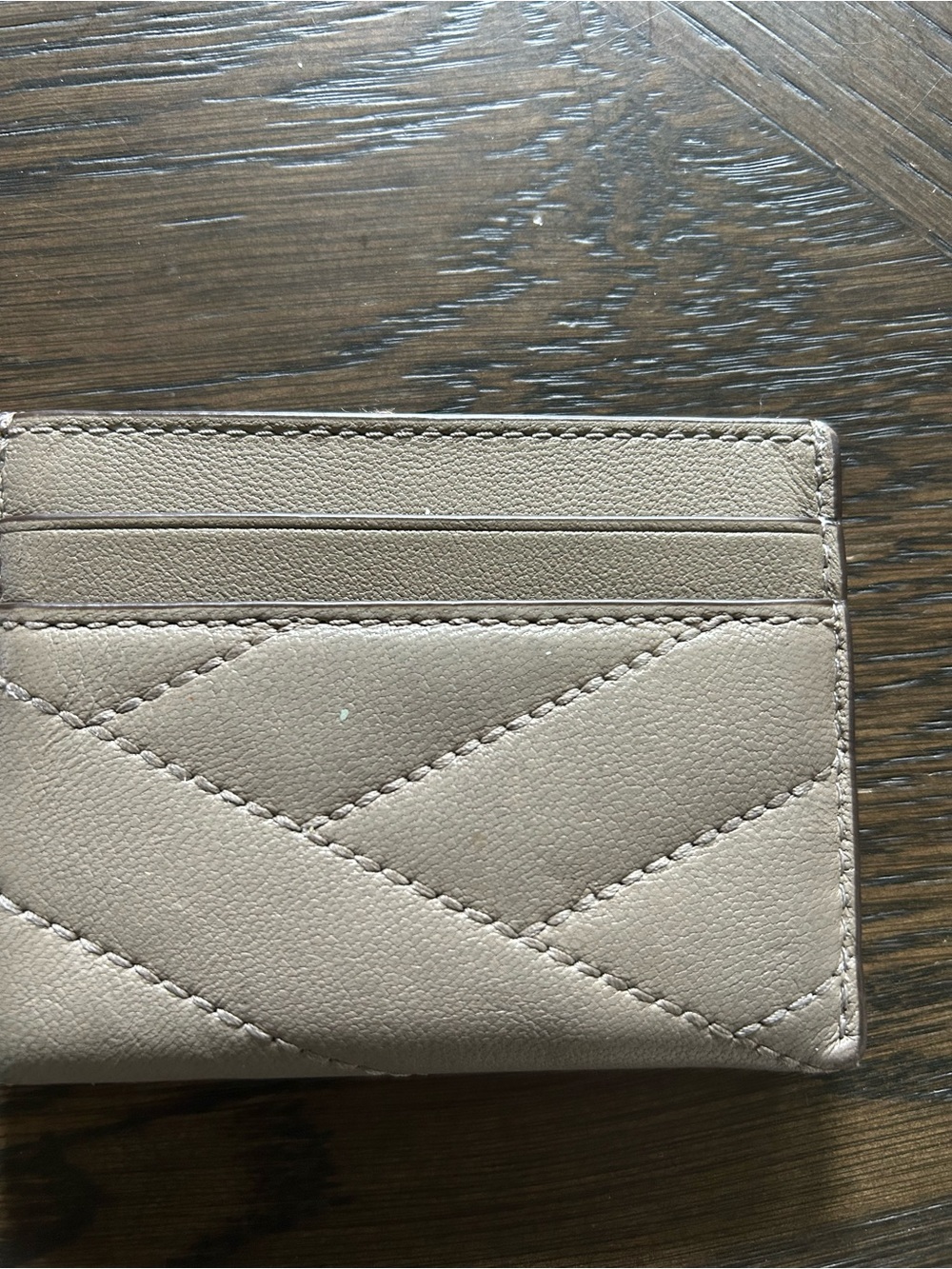 Tory Burch Kira Chevron Quilted Leather Card Holder EXCELLENT CONDITION - Picture 9 of 10